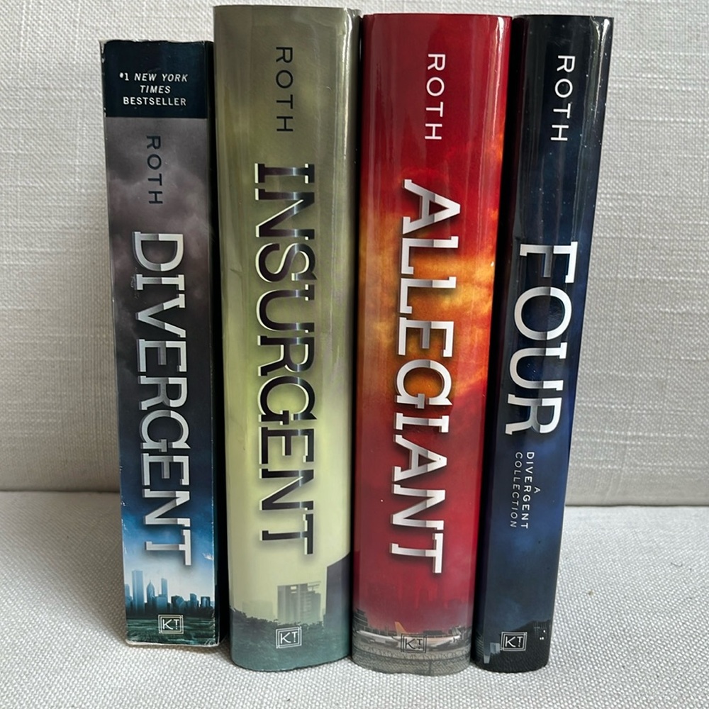 Divergent book series